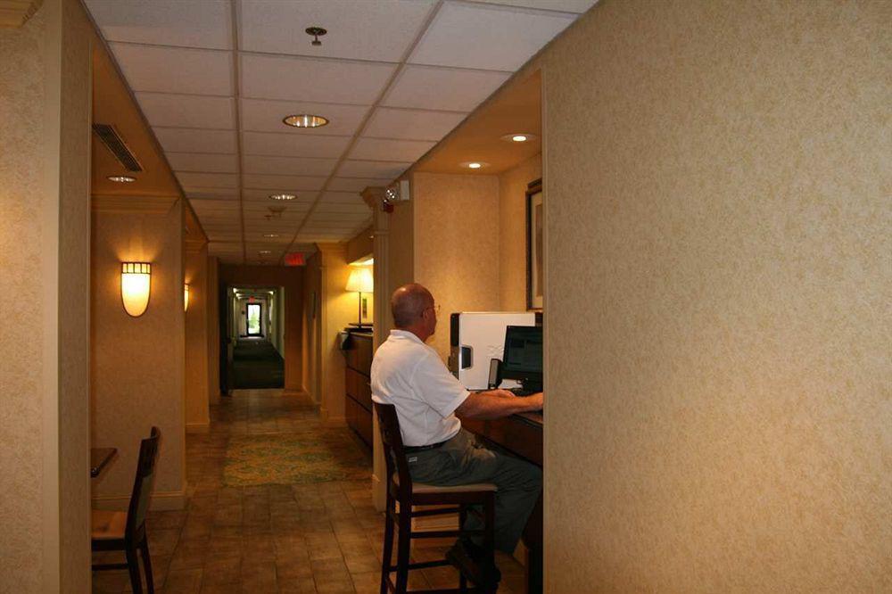 Hampton Inn Mount Vernon Facilities photo