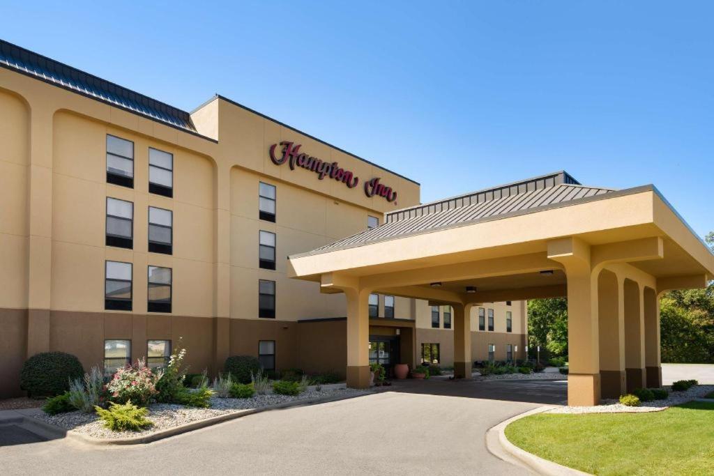 Hampton Inn Mount Vernon Exterior photo